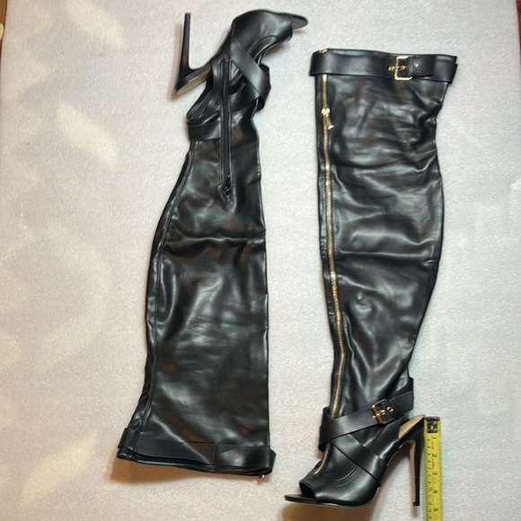 Shoedazzle Keona over the knee open toe peep toe boots. Unworn. - Picture 2 of 8